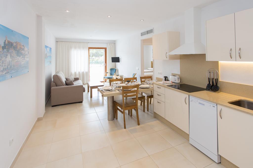 Apartamentos Sofia Эс-Кана Экстерьер фото